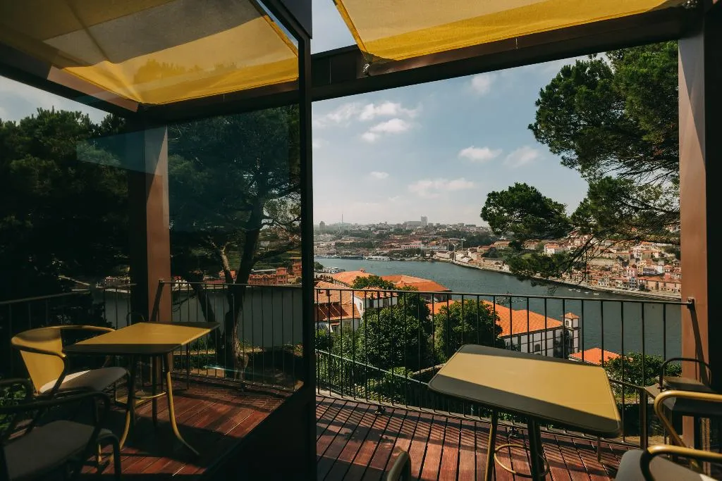 DOUBLE EXECUTIVE Room, Torel Avantgarde, Porto