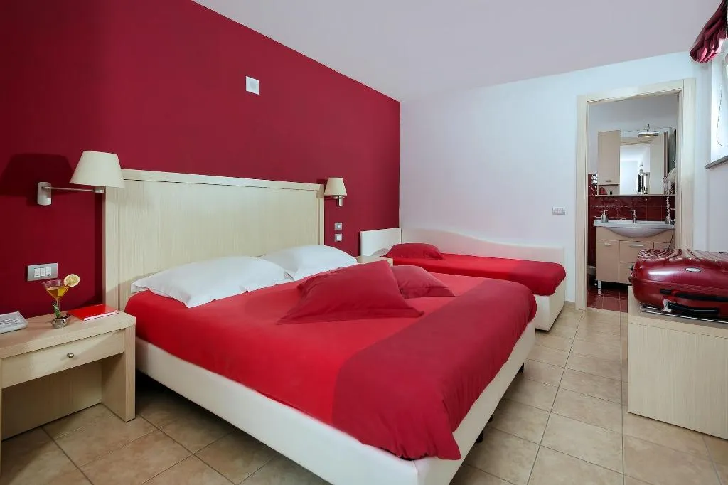 Room, Demariahouse, Naples