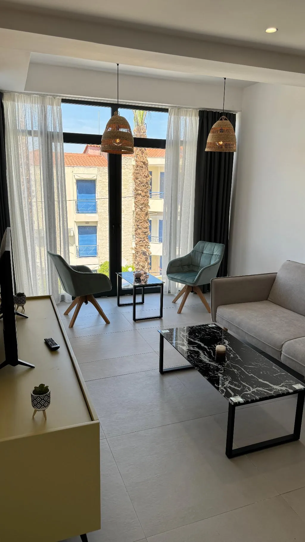 QUADRUPLE DELUXE KING BED Room, Mono Alex Kalithea, Halkidiki
