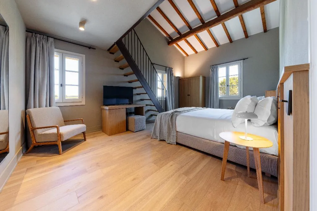 JUNIOR SUITE ONE BEDROOM ONE BATHROOM Room, Colle Alberti Country House, Florence