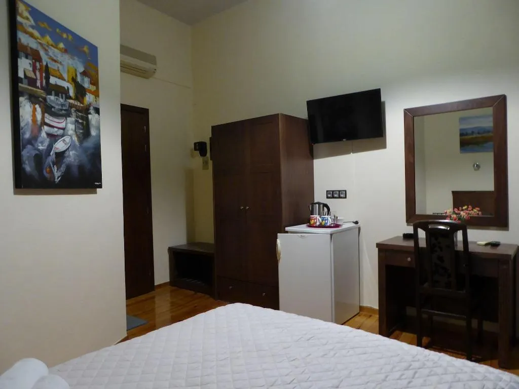 Room, Rent Rooms The Seafront, Crete