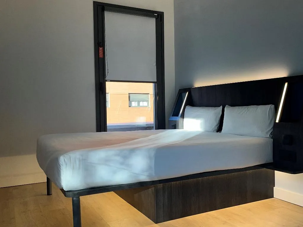 DOUBLE STANDARD Room, Four Points Flex by Sheraton Madrid Atocha, Madrid
