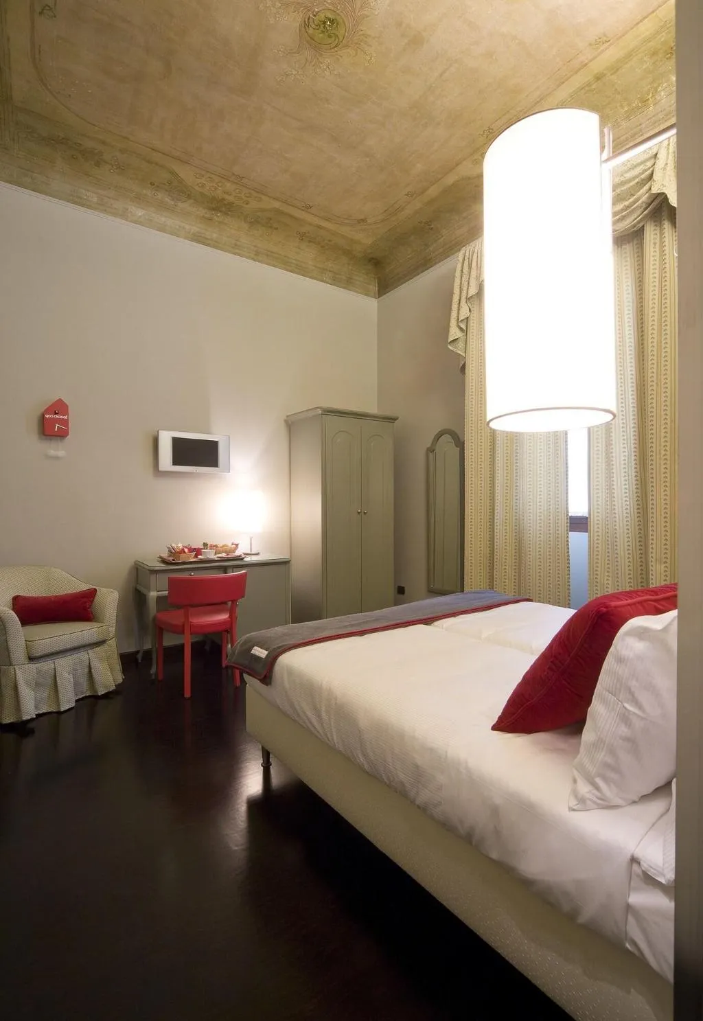 DOUBLE ECONOMY Room, Rosso23, Florence