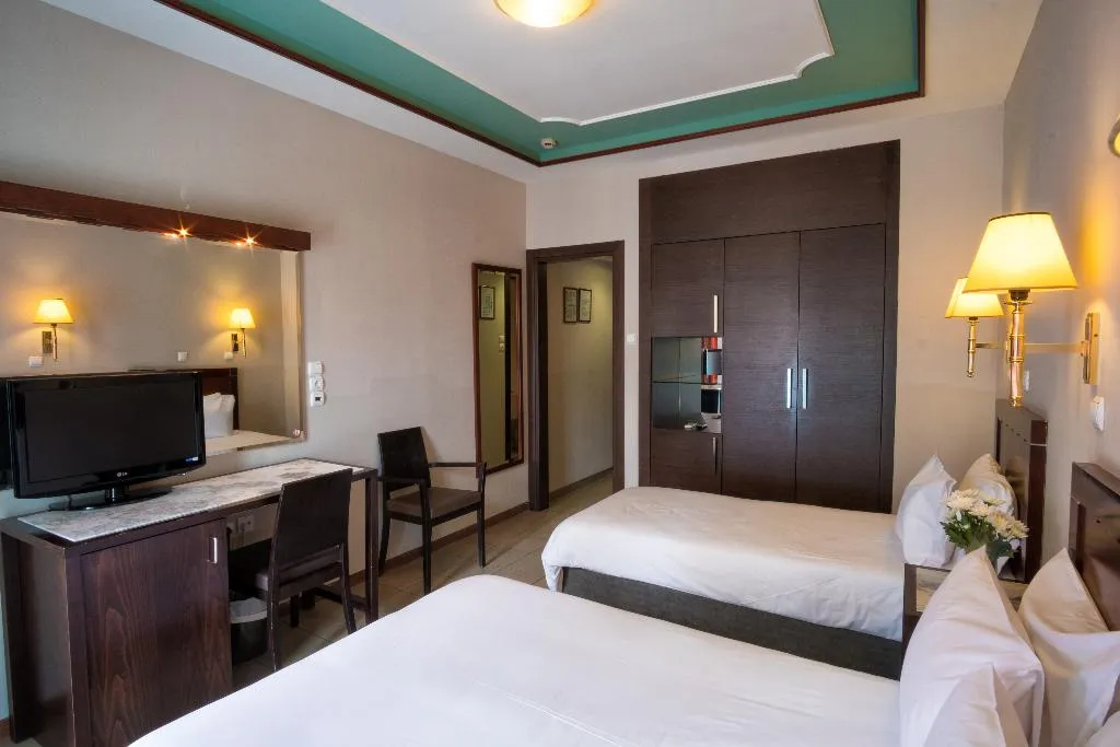 TRIPLE STANDARD Room, Pythagorion, Athens