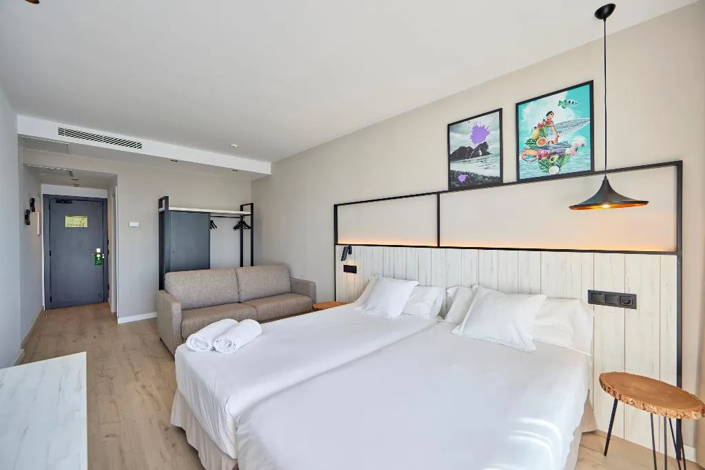DOUBLE SUPERIOR SEA VIEW Room, Hotel Florida Magaluf Only Adults, Majorca