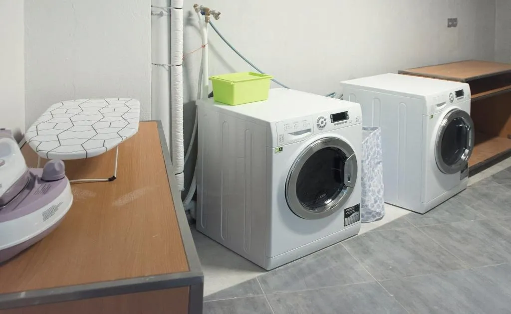 Sports and Entertainment, Bedbox Hostel, Athens