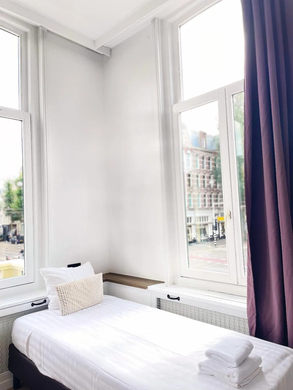 TRIPLE THREE BEDS Room, Hotel Plantage, Amsterdam