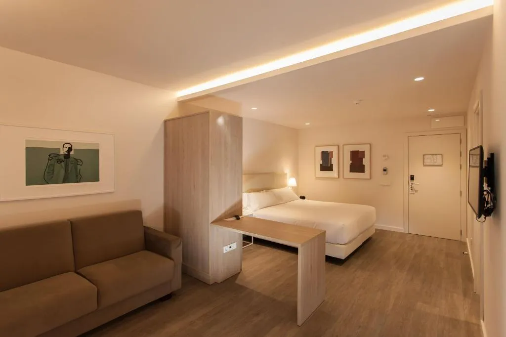 Room, San Lorenzo Suites, Madrid
