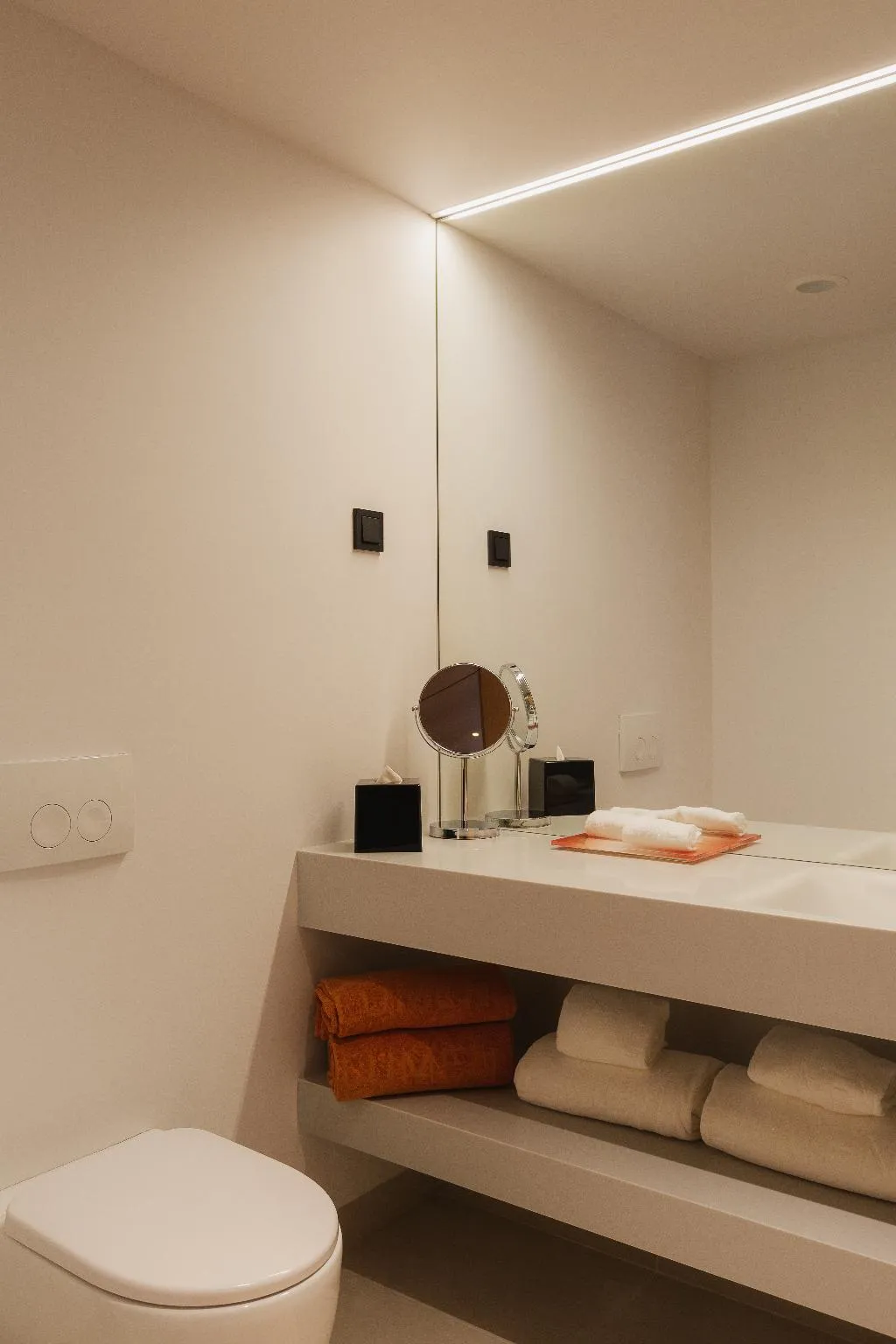 DOUBLE DELUXE Room, Lumen Hotel and The Lisbon Light Show, Lisbon