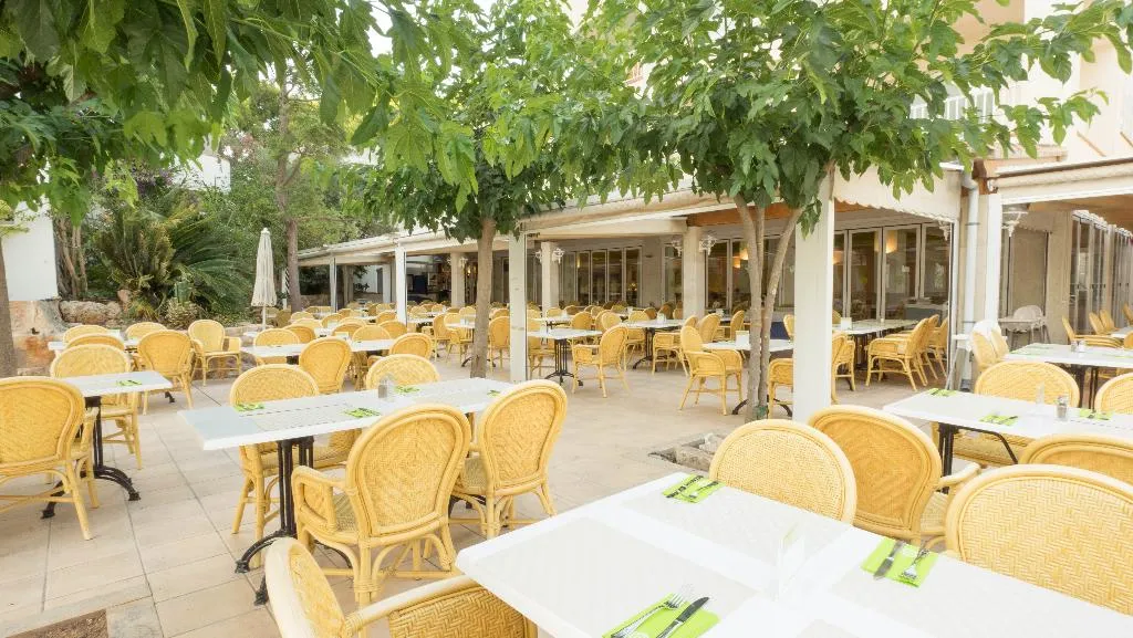 Restaurant, Houm Plaza Son Rigo, Majorca