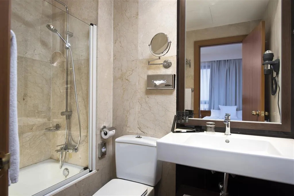 Room, Melia Madrid Serrano, Madrid