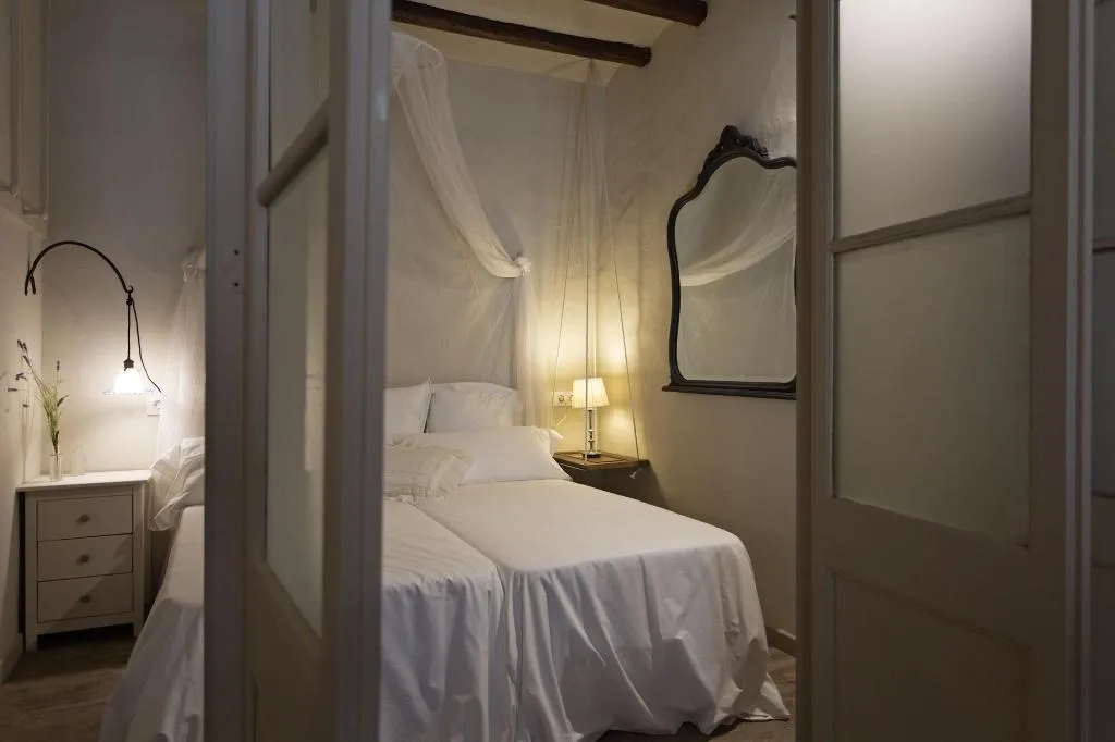 Room, El Jardinet De Sant Esteve, Barcelona