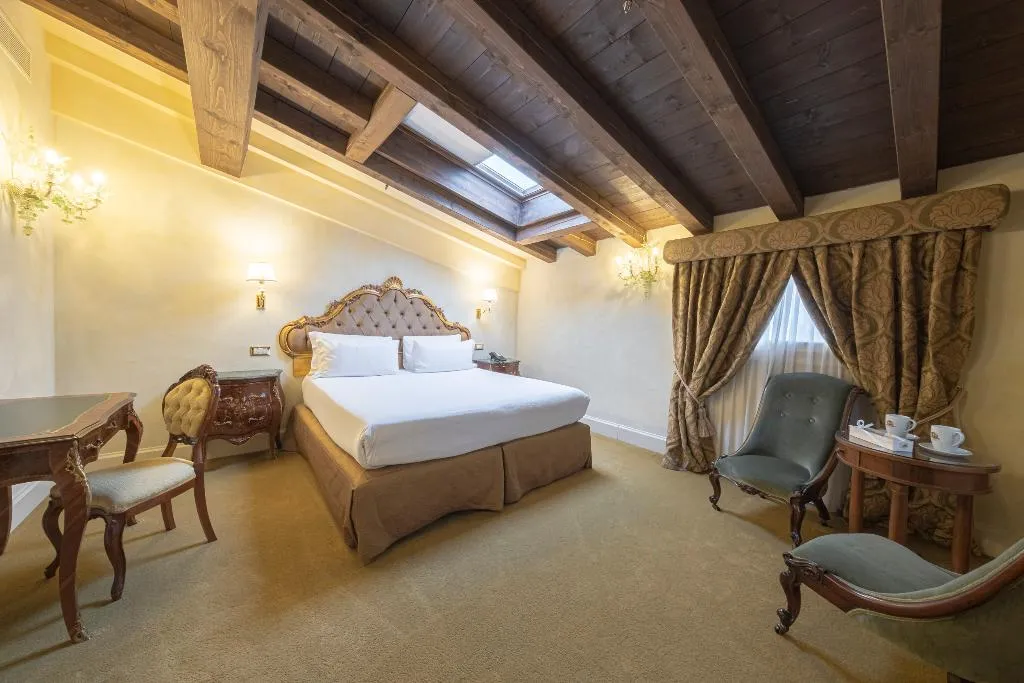 SUITE Accesible Premium  Room, Hotel Villa Barbarich, Venice