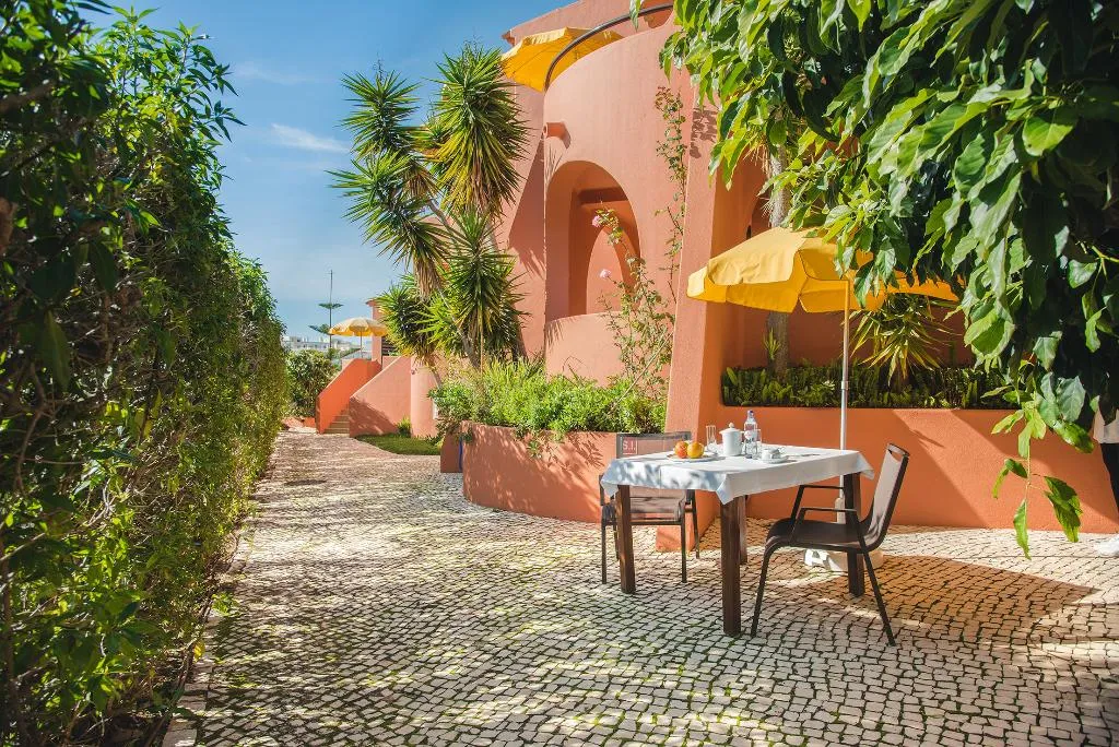 General view, Villa Marazul, Algarve