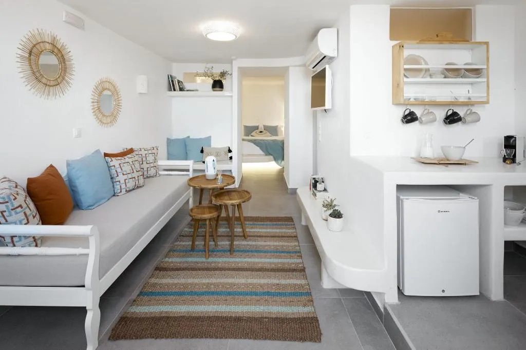Room, Nano Suites, Santorini