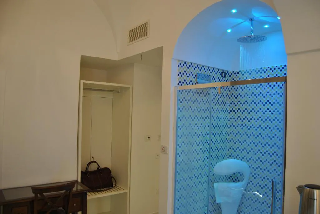 JUNIOR SUITE SUPERIOR WITH AIR CONDITIONING Room, Core Amalfitano City Suites, Naples