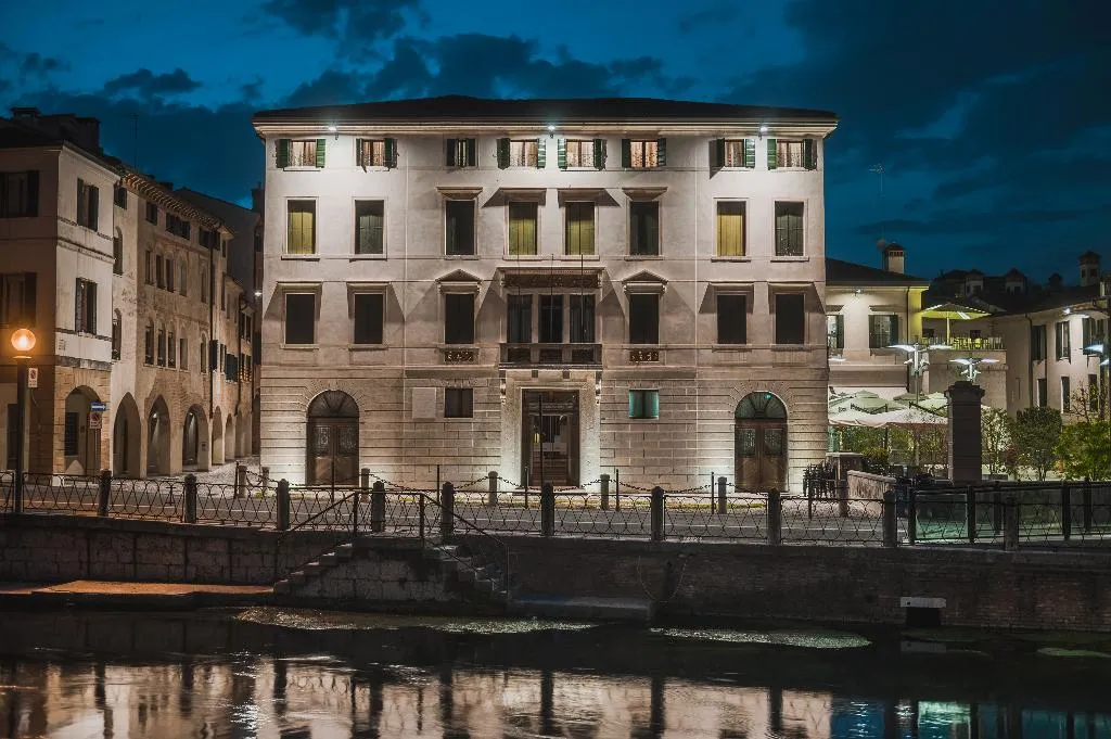 General view, Le camere di Palazzo Bortolan, Venice