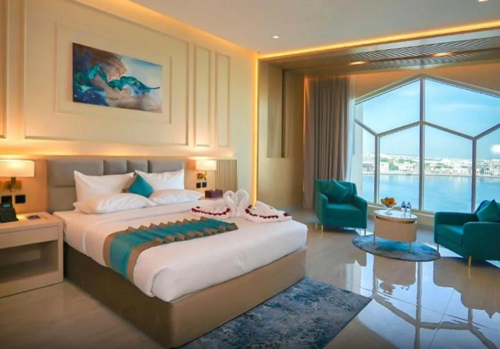 Double or Twin SUPERIOR SEA VIEW Room, Concorde Creek View Hotel, Dubai