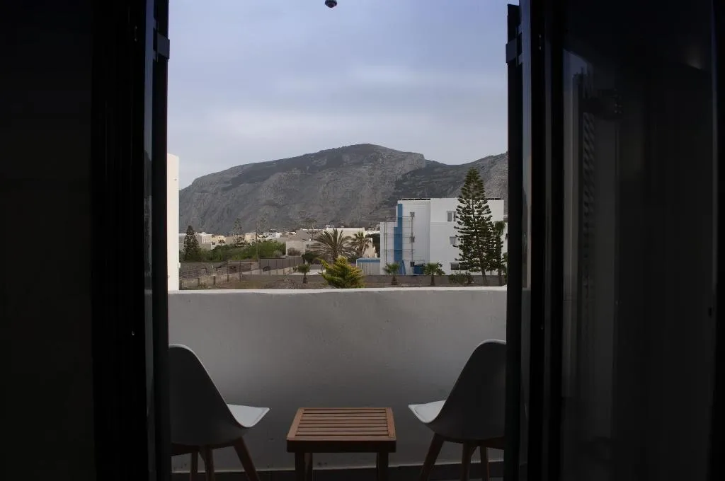 Room, Sun Springs, Santorini