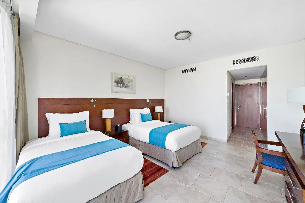 APARTMENT THREE BEDROOMS Room, Blue Beach Tower The Walk JBR Dubai (ex JA Oasis), Dubai
