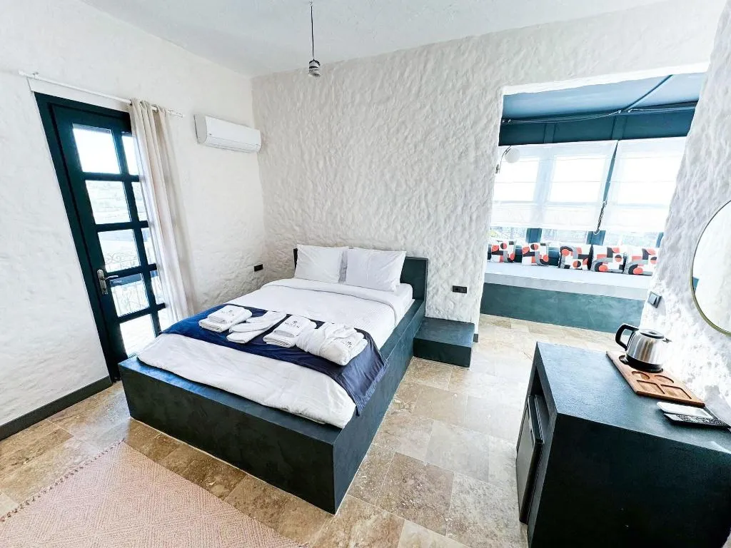 Room, Molen Alaa Ati, Izmir