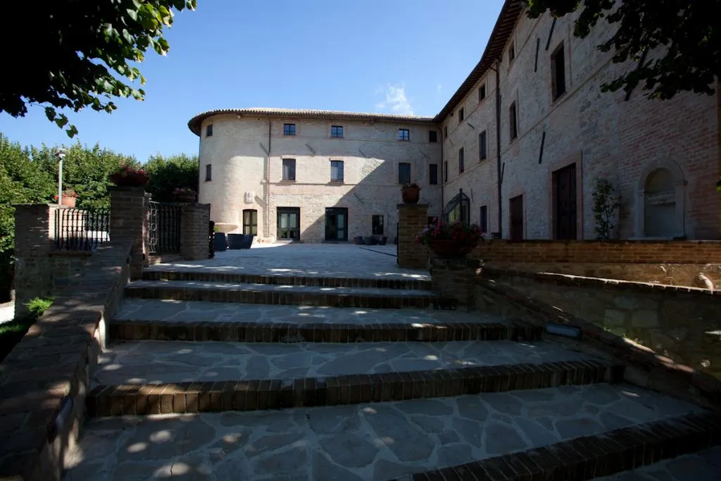 Terrace, Castello di Baccaresca, Umbria