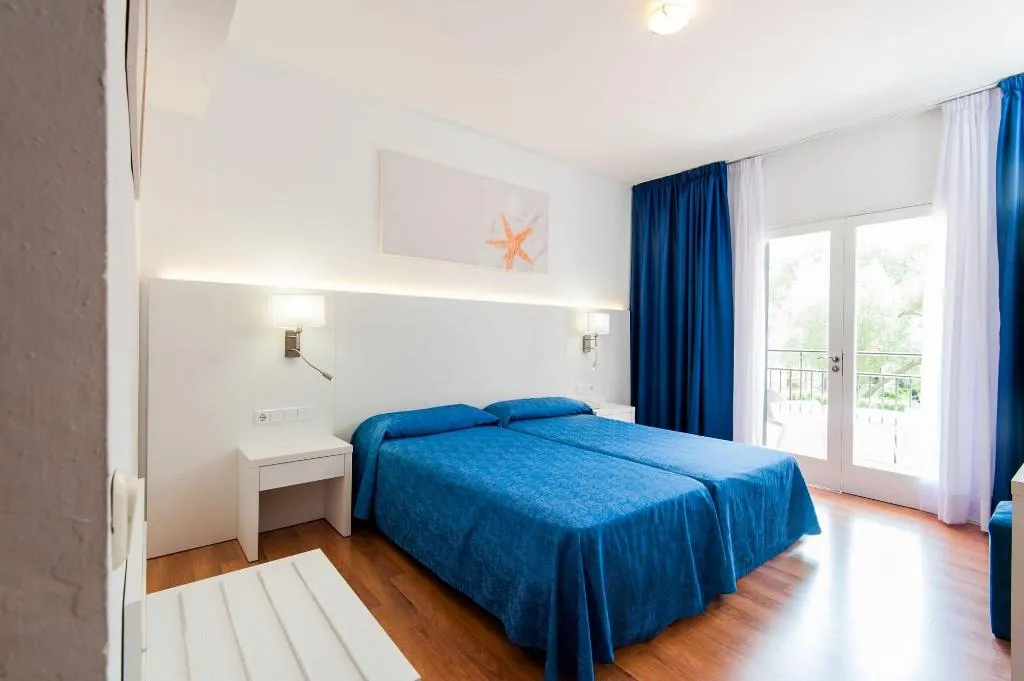 SINGLE WITH BALCONY Room, Hotel Cala Murada, Majorca