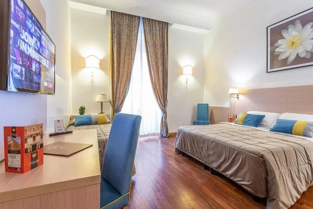 TRIPLE STANDARD Room, Medici, Rome