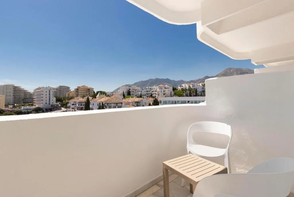 Double or Twin SIDE SEA VIEW Room, Hotel Palia La Roca, Costa Del Sol
