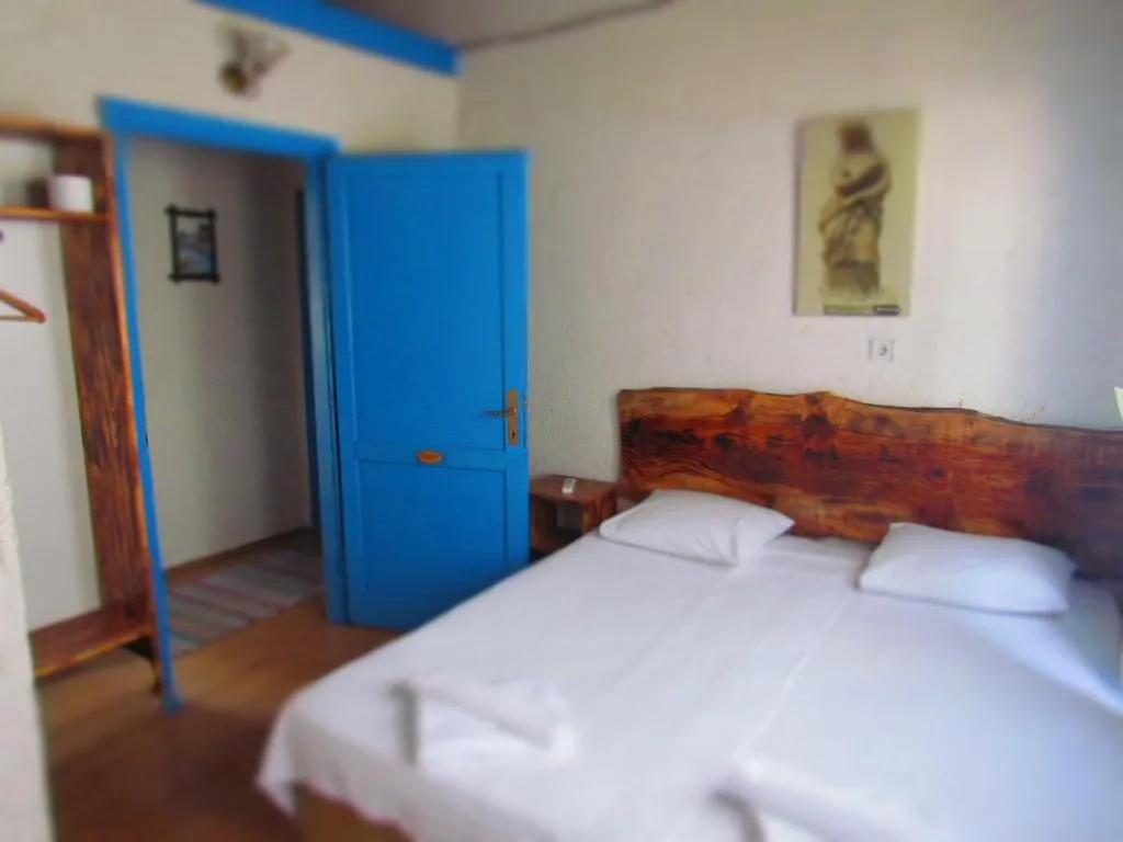 Room, Amazon Antique, Izmir