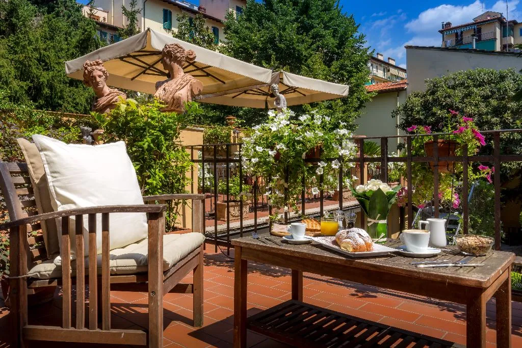 Terrace, Hotel Ungherese Small Luxury Hotel, Florence