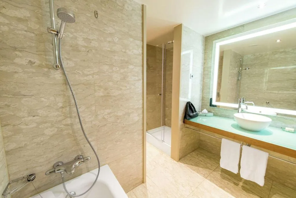 Room, Hilton Diagonal Mar Barcelona, Barcelona