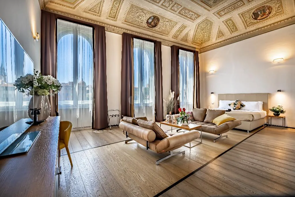SUITE PRESTIGE Room, Palazzo Alfieri, Florence