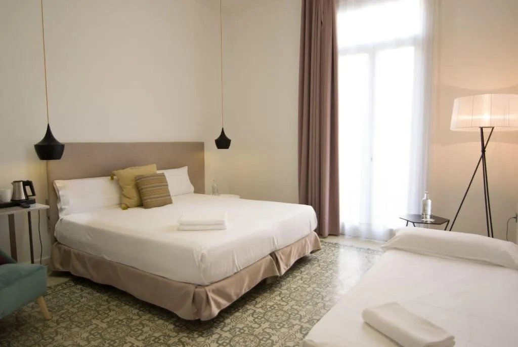 Room, Forgetmenot, Barcelona