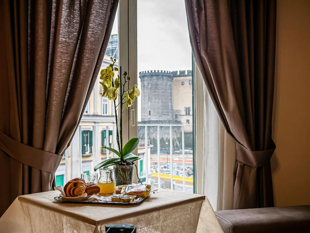 DOUBLE SUPERIOR Room, San Marco, Naples
