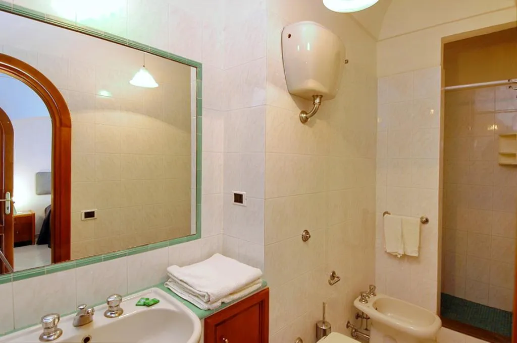 DOUBLE SUPERIOR Room, Maresca Hotel Praiano, Naples