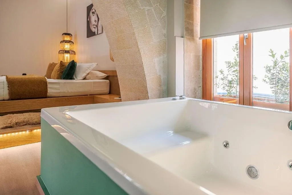 Room, Madonna Del Mare, Crete