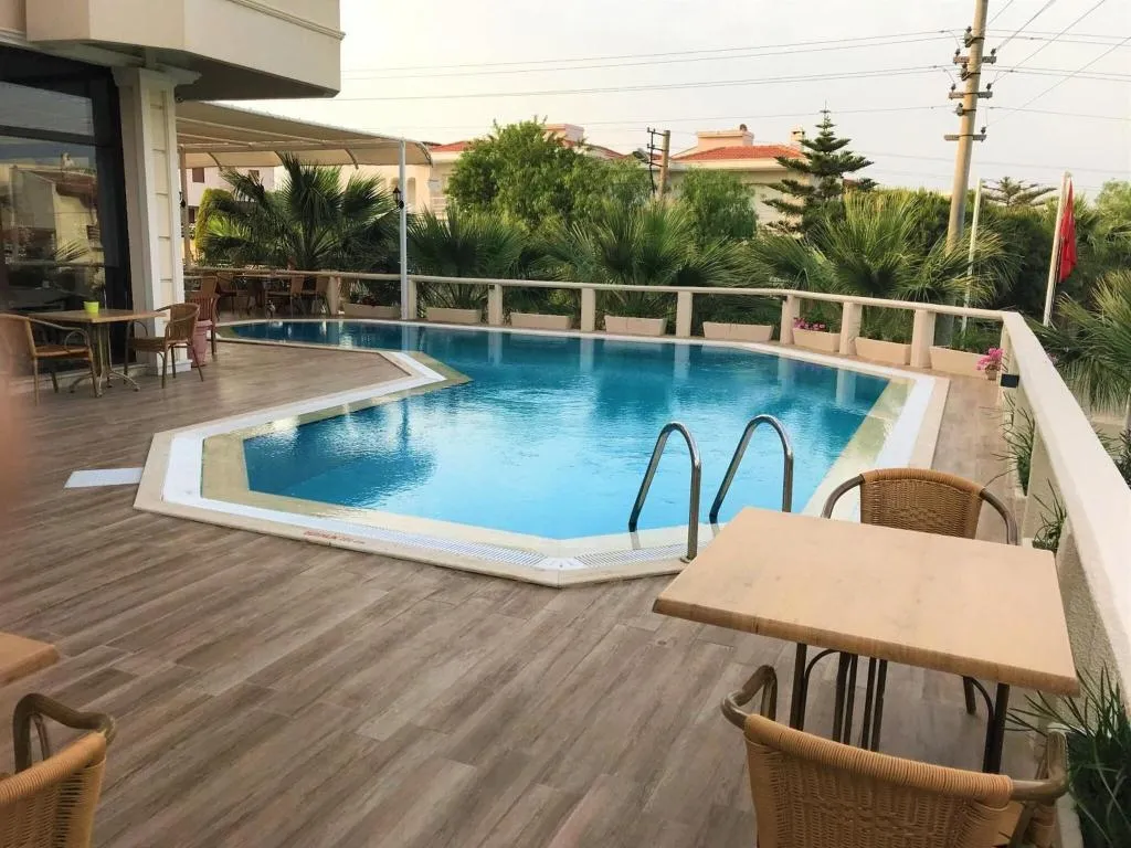 Pool, Lord Hotel, Izmir
