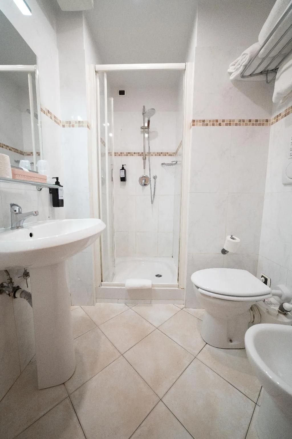 SINGLE STANDARD Room, Angelica, Florence