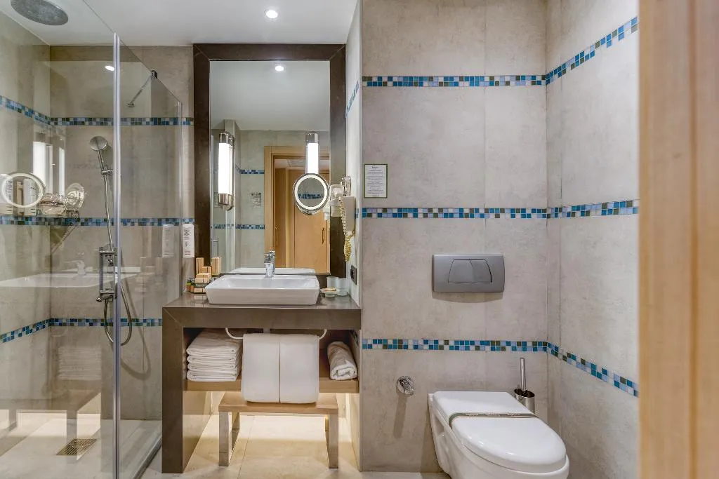 JUNIOR SUITE DELUXE CAPACITY 4 Room, Megasaray Club Belek, Antalya
