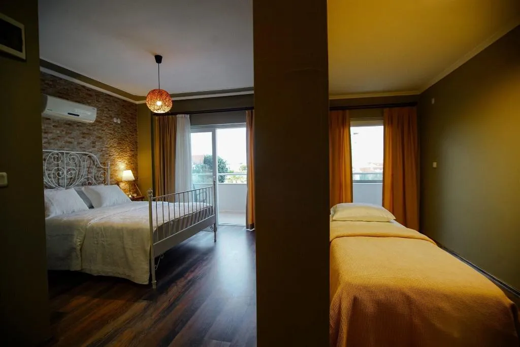 Room TWO KING BEDS Room, Urla Zeytin Otel, Izmir