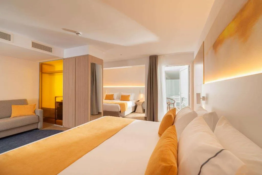 Room, L'Azure Hotel, Costa Brava