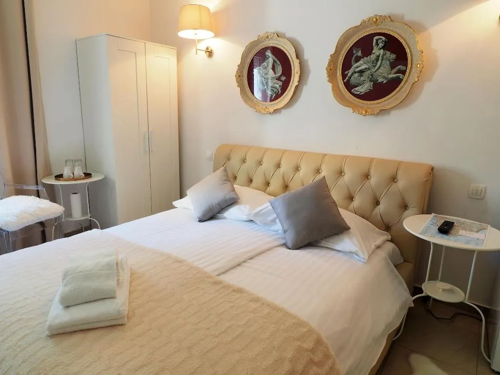 Room, Captain Emo City Apartments, Istria
