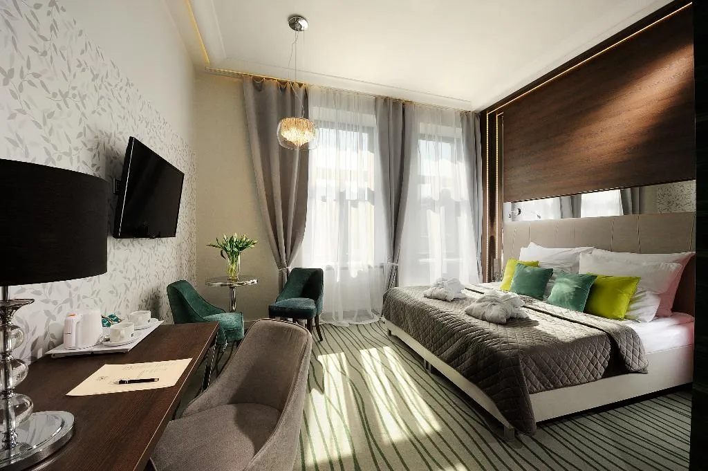 Double or Twin STANDARD Room, Plaza Boutique Hotel, Krakow