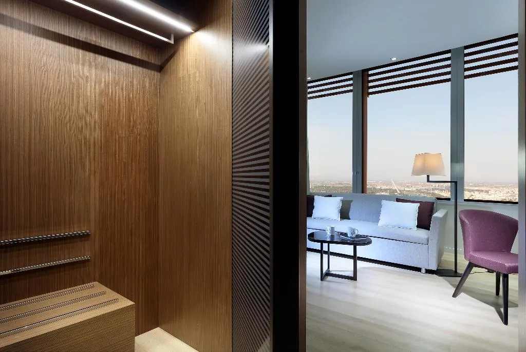 JUNIOR SUITE CITY VIEW Room, Eurostars Torre Sevilla, Seville