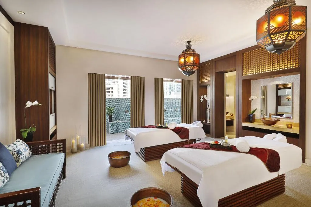 Sports and Entertainment, The Ritz-Carlton, Dubai, Dubai