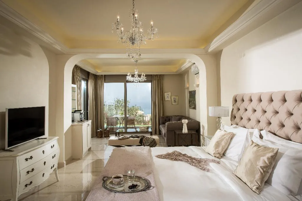 SUITE LUXURY Room, Creta Blue Boutique Hotel & Suites, Crete