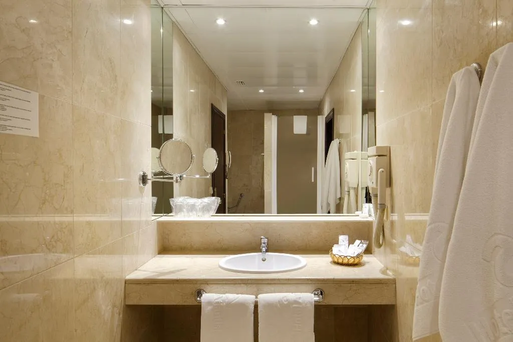 DOUBLE SUPERIOR Room, Atlantis, Barcelona