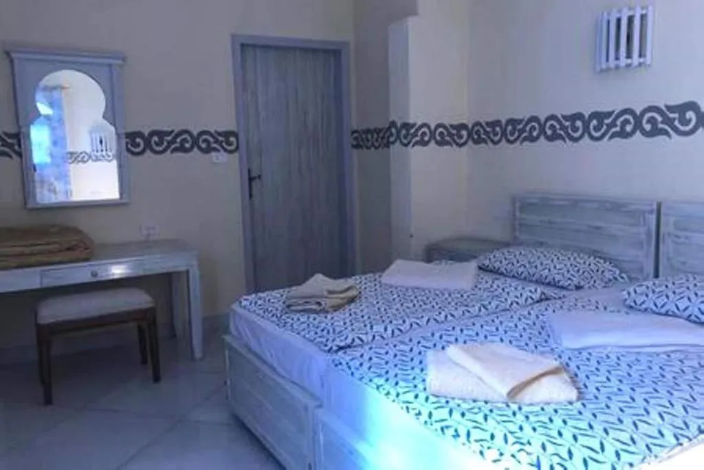 Room, Nile Compound Hotel, Luxor