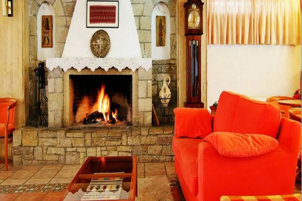 Lobby, King Iniohos, Athens